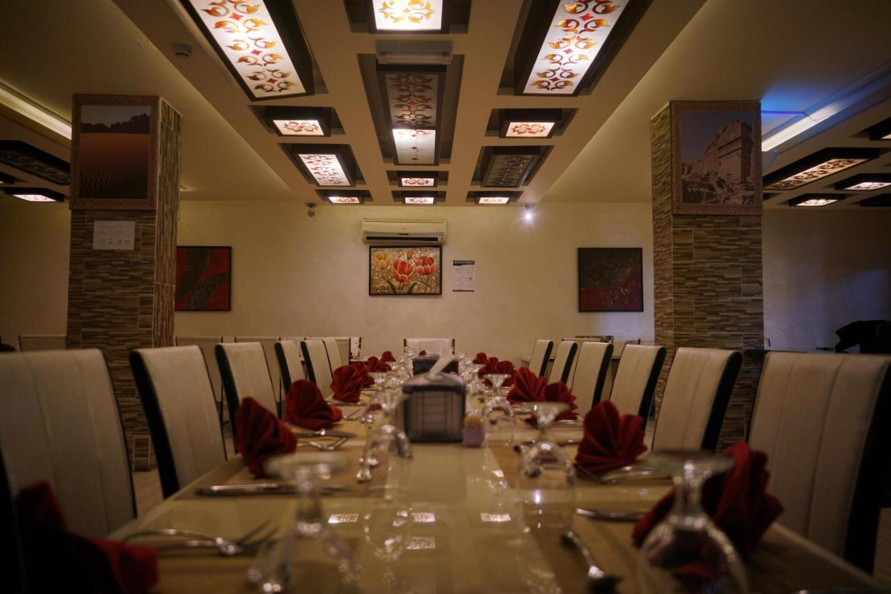 7 Wonders Hotel Wadi Musa Eksteriør bilde